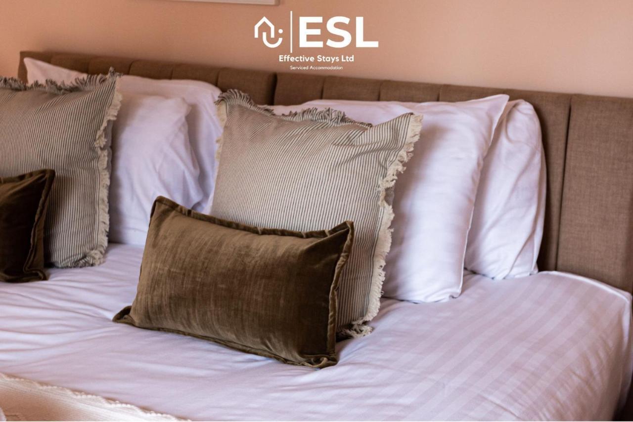 Elegant Apartment On Historic Cobbled High St Shrewsbury Town Centre Eksteriør billede